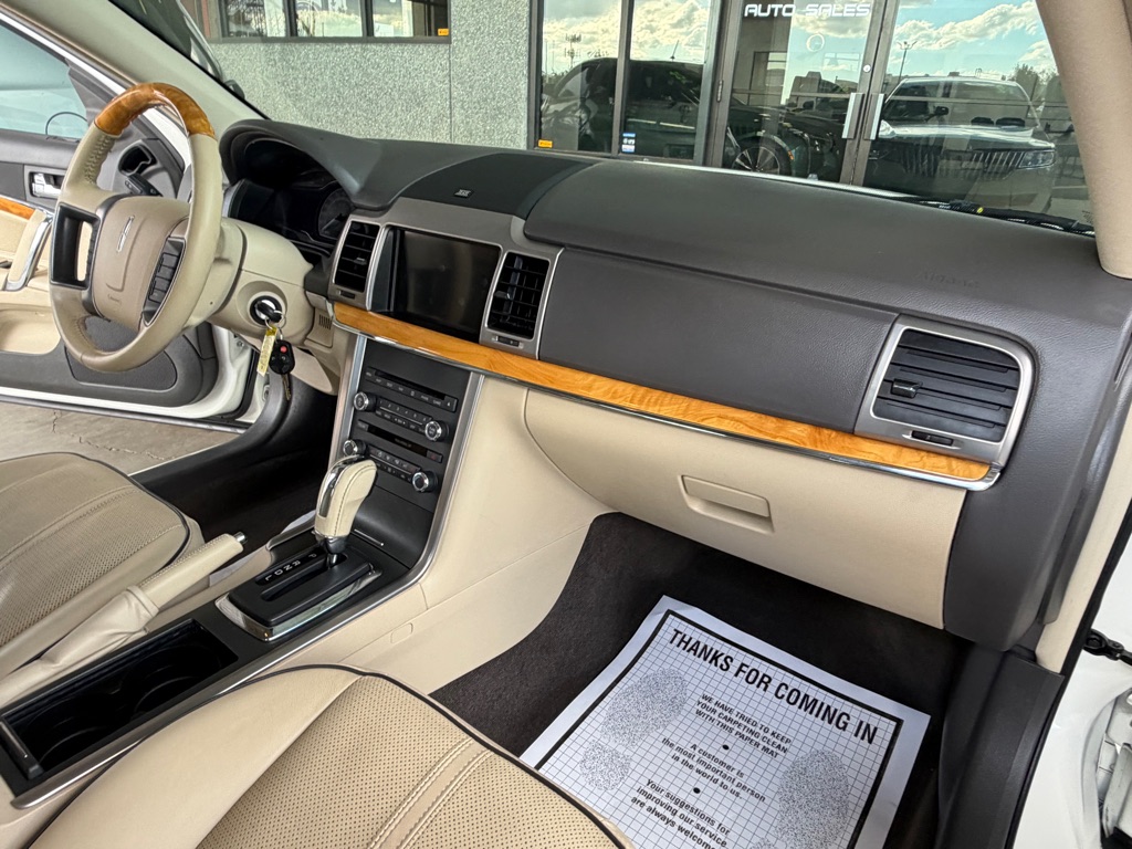 Photo 36 of this LINCOLN MKZ