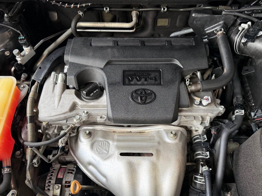Photo 55 of this TOYOTA RAV4