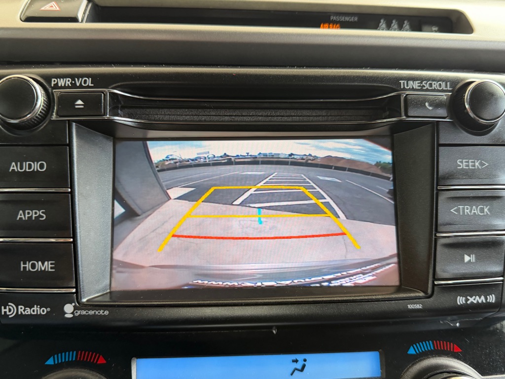 Photo 13 of this TOYOTA RAV4
