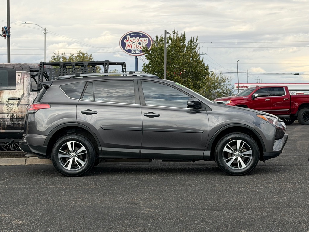 Photo 51 of this TOYOTA RAV4