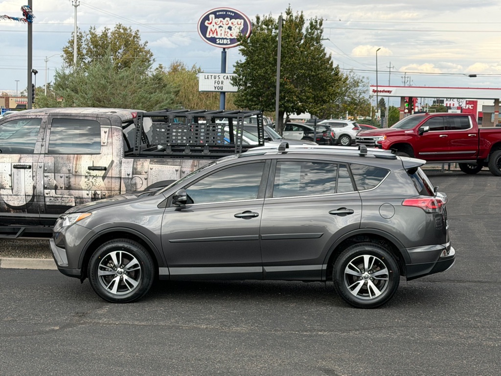 Photo 42 of this TOYOTA RAV4