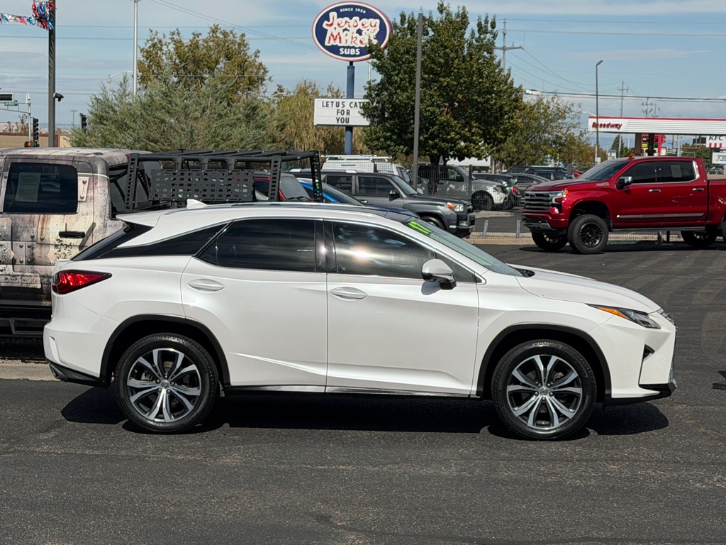 Photo 49 of this LEXUS RX