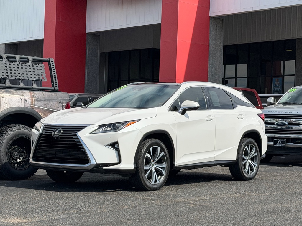 Photo 40 of this LEXUS RX