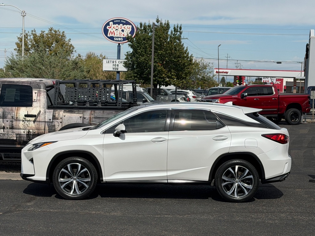Photo 41 of this LEXUS RX