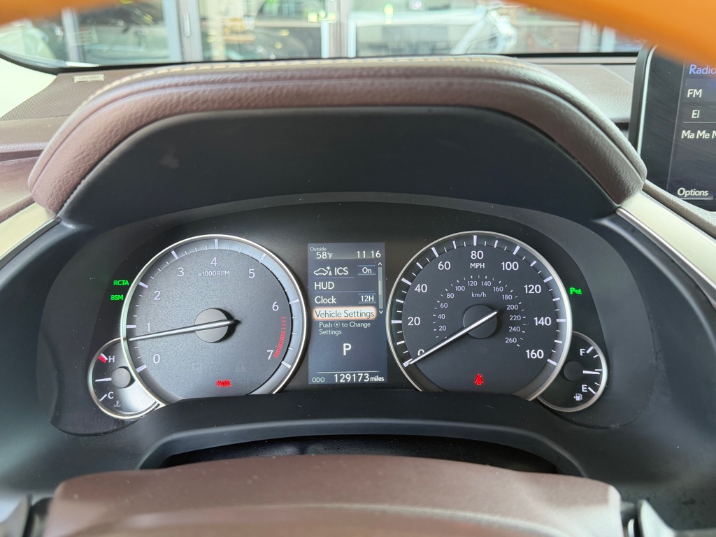 Photo 9 of this LEXUS RX