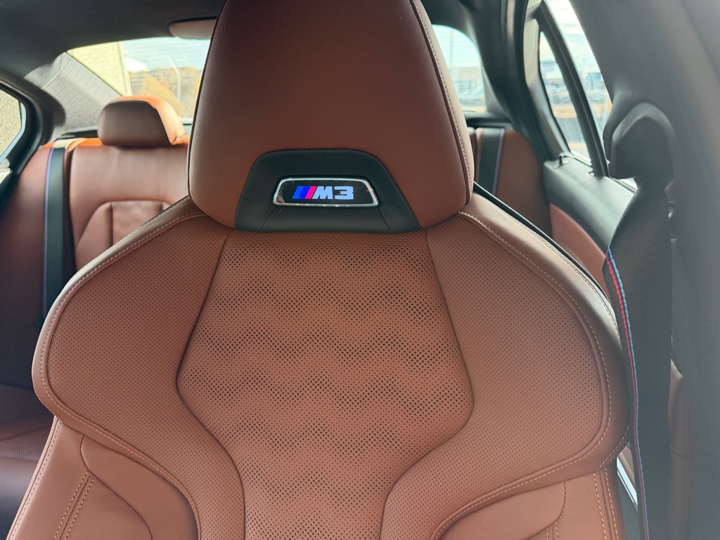 Photo 7 of this BMW M3
