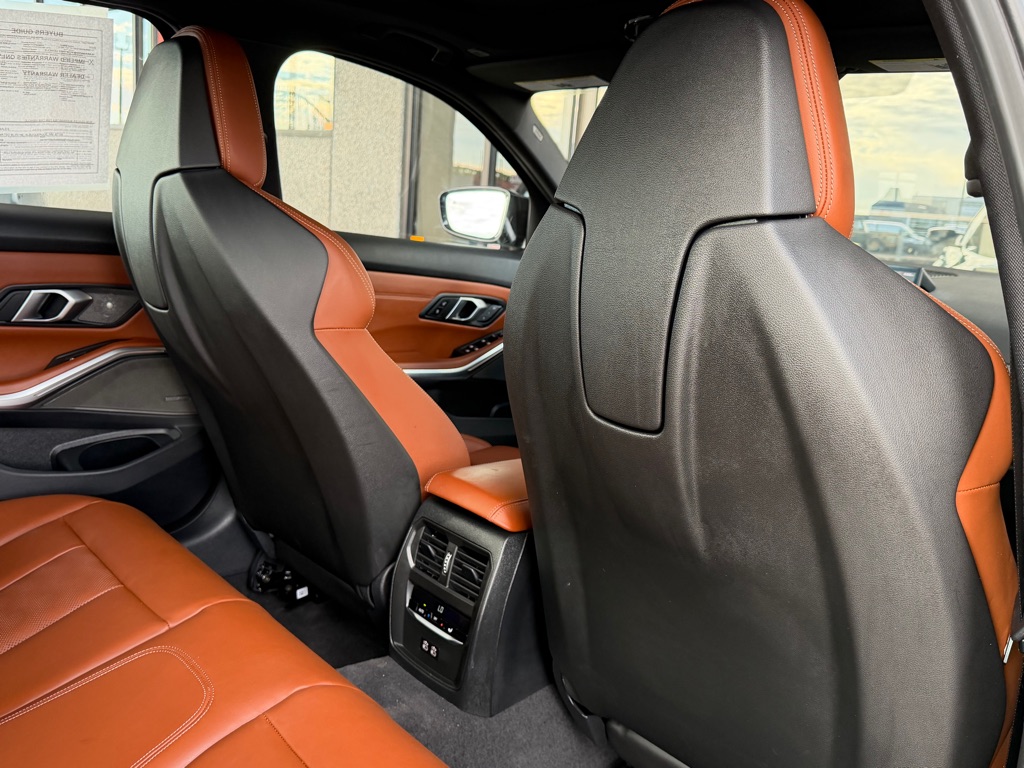 Photo 33 of this BMW M3