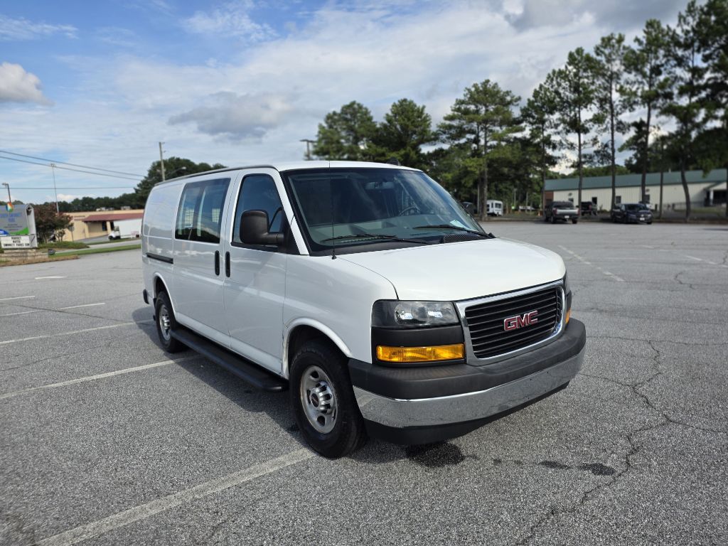 2020 GMC Savana Cargo #3