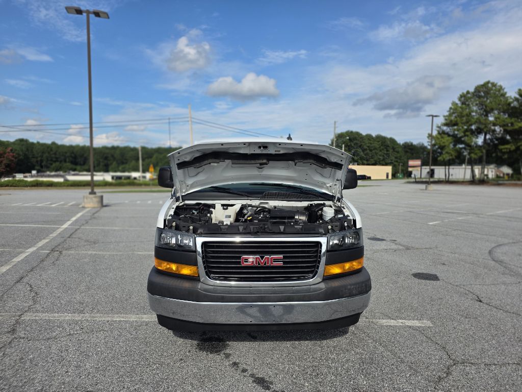 2020 GMC Savana Cargo #17
