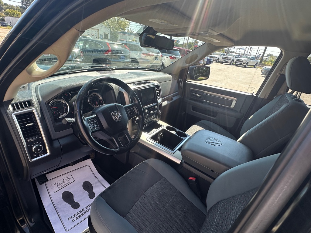 Photo 7 of this RAM 1500