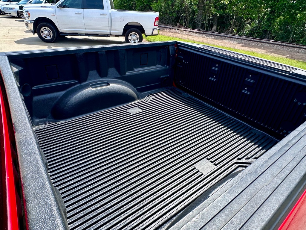 Photo 7 of this FORD F150