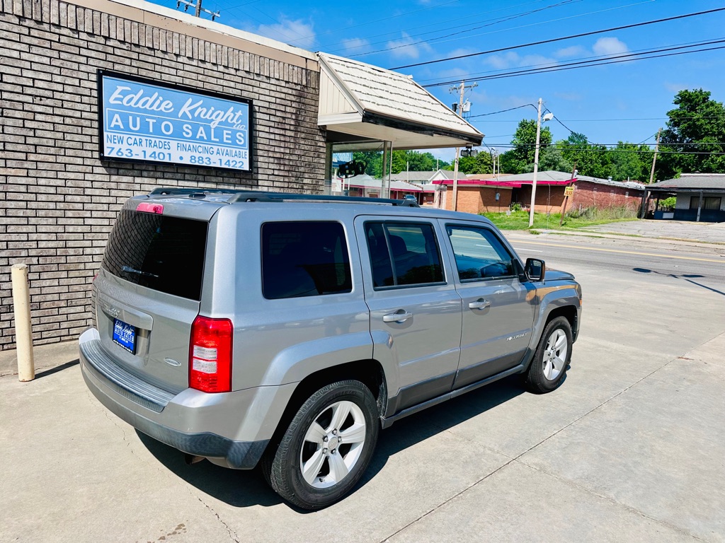 Photo 3 of this JEEP PATRIOT