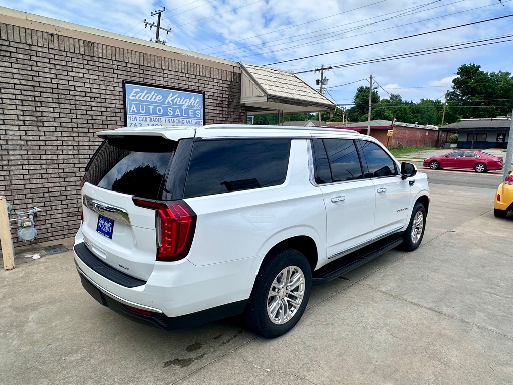 Photo 3 of this GMC YUKON XL