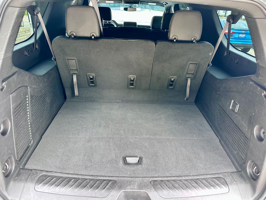 Photo 12 of this GMC YUKON XL