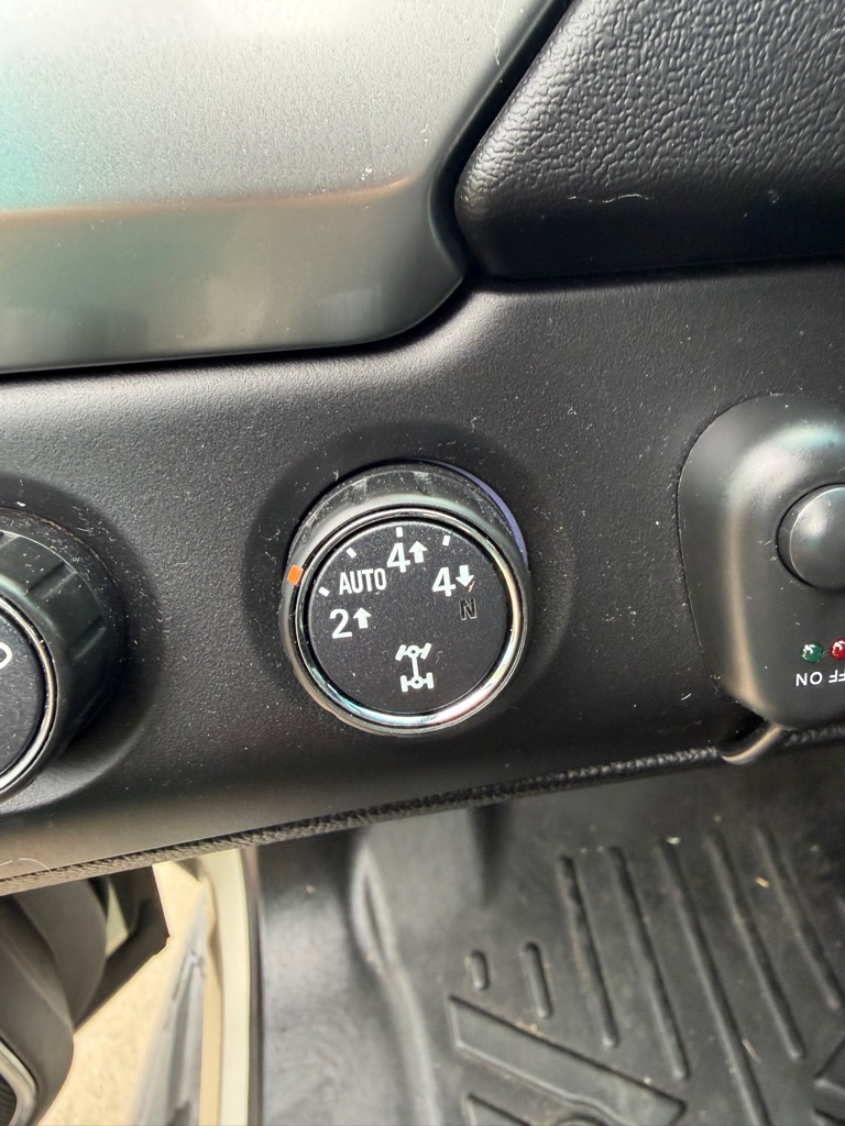 Photo 12 of this CHEVROLET SUBURBAN