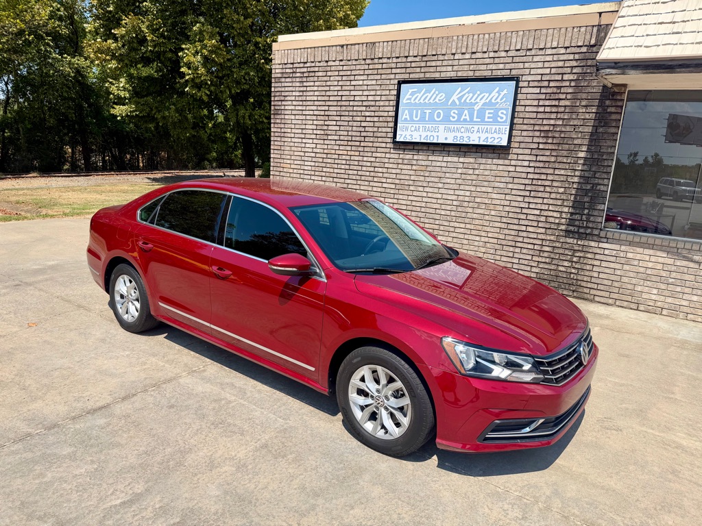 2017 VOLKSWAGEN PASSAT