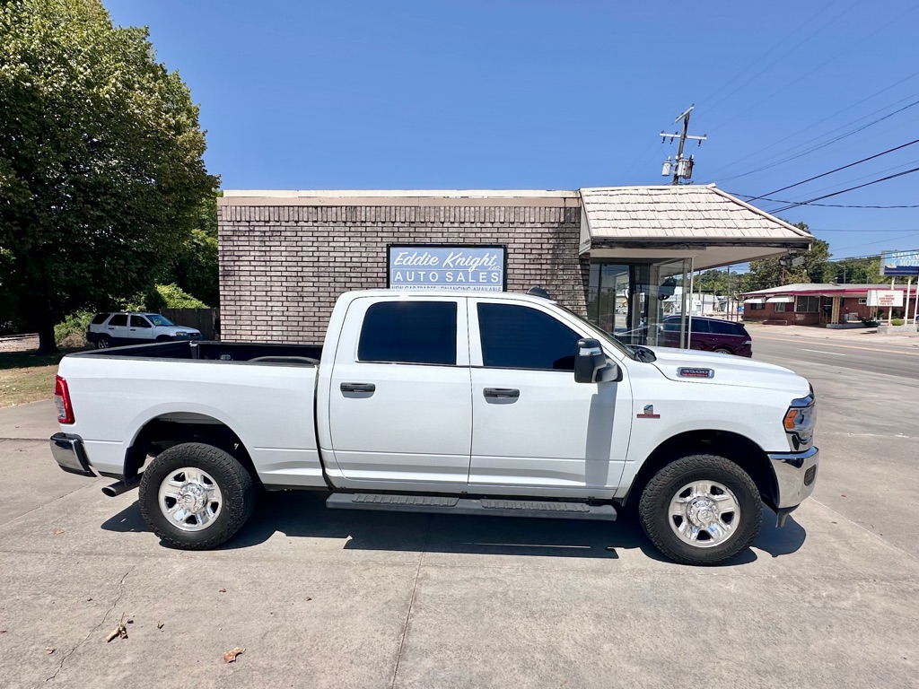 Photo 2 of this RAM 3500