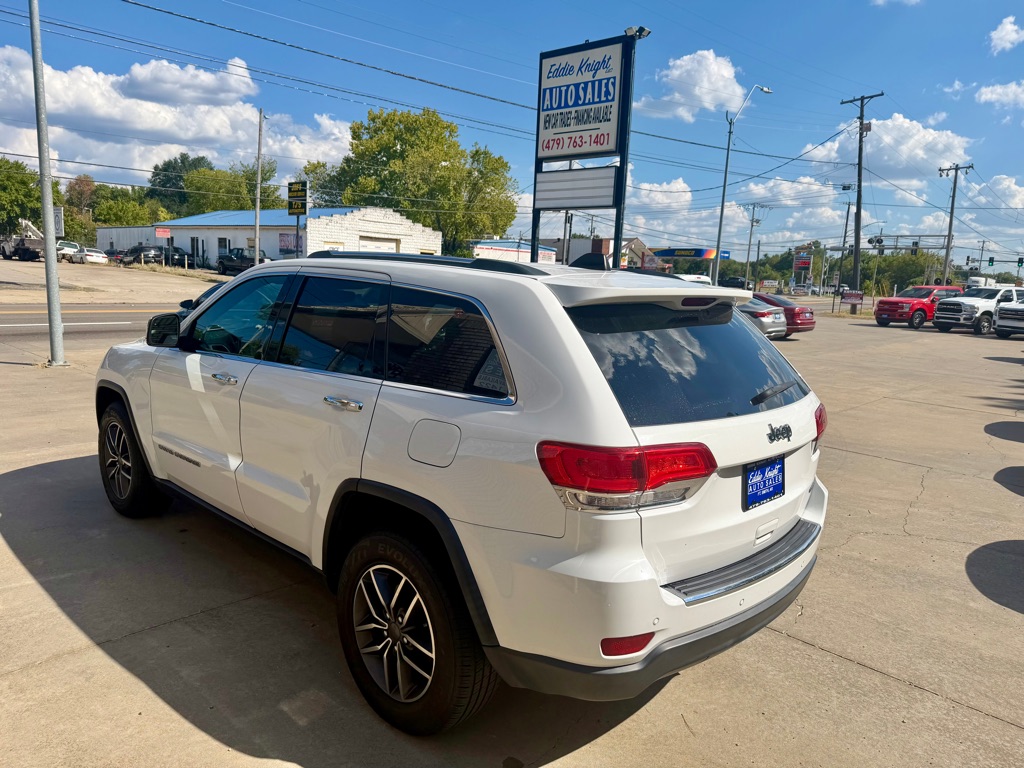 Photo 5 of this JEEP GRAND CHEROKEE
