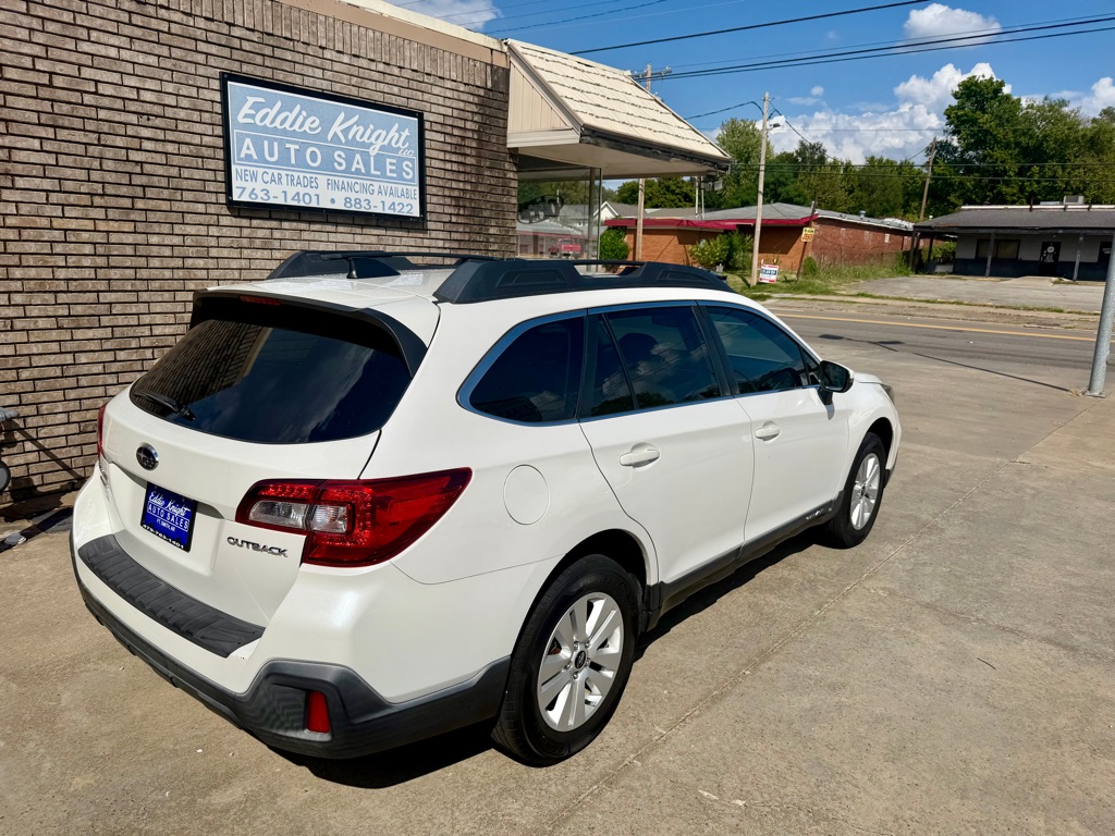 Photo 3 of this SUBARU OUTBACK