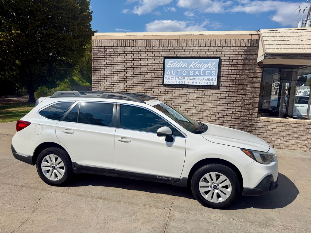 Photo 2 of this SUBARU OUTBACK