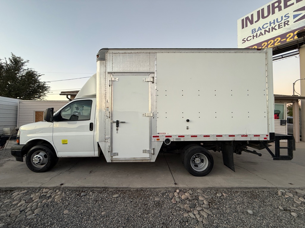 Photo 2 of this CHEVROLET EXPRESS G3500
