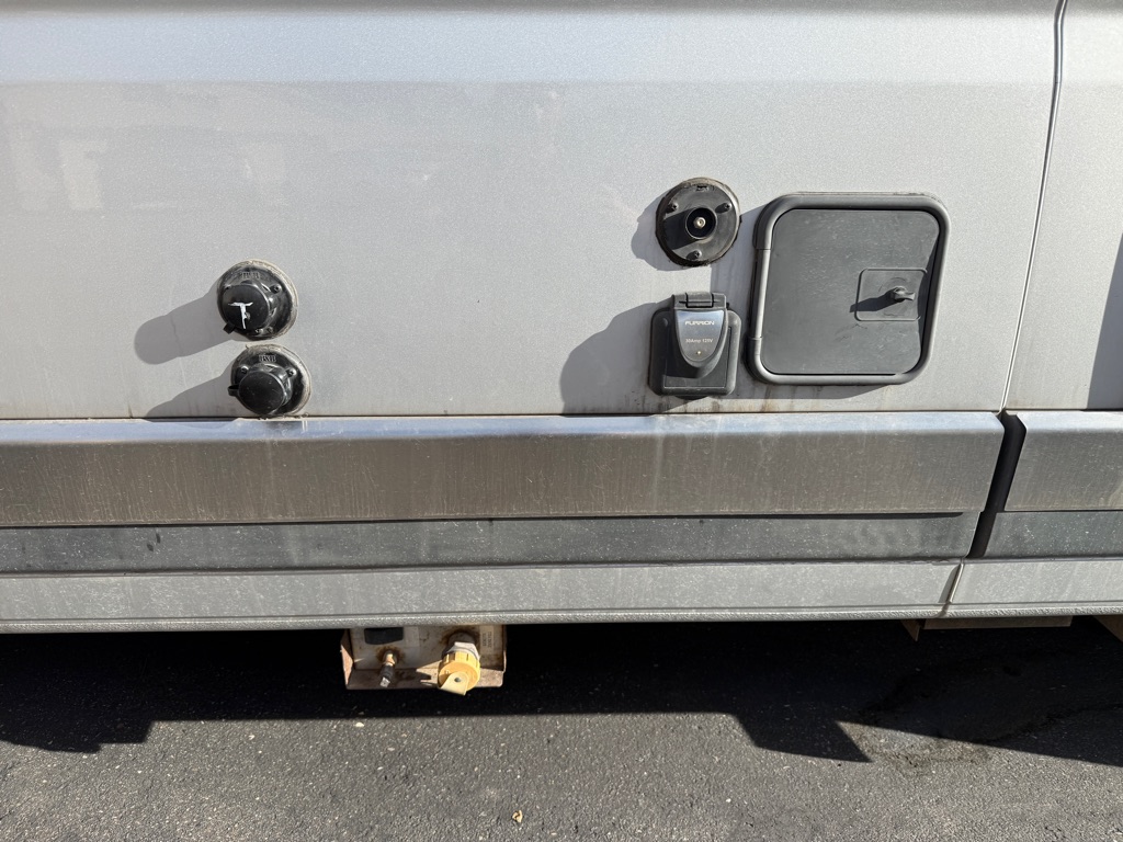 Photo 7 of this RAM PROMASTER 3500