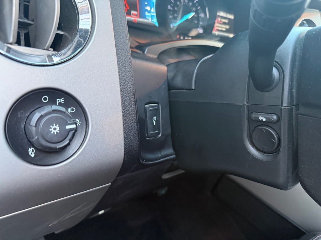 Photo 22 of this FORD EXPEDITION