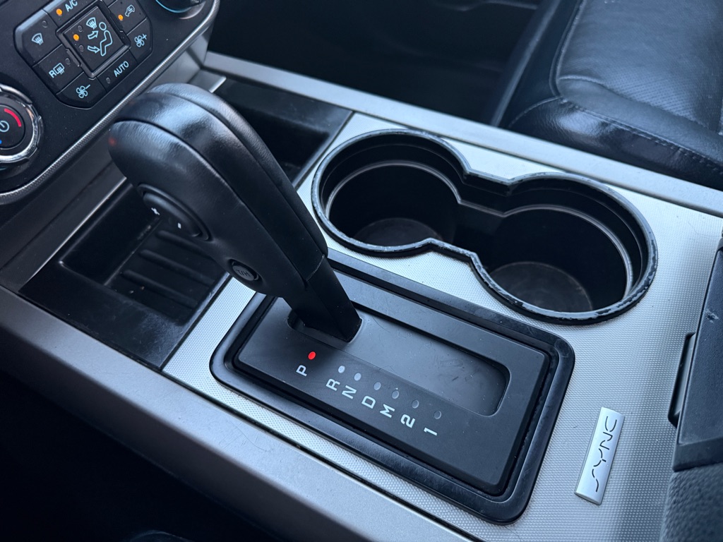 Photo 18 of this FORD EXPEDITION