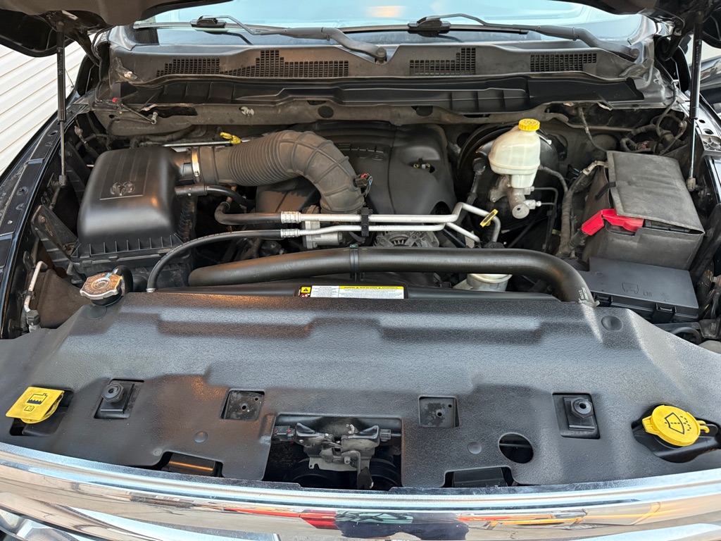Photo 10 of this DODGE RAM 1500