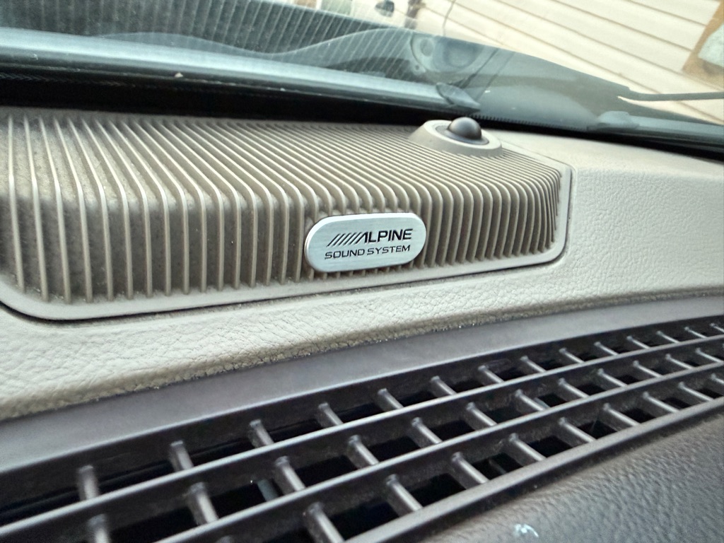 Photo 14 of this DODGE RAM 1500