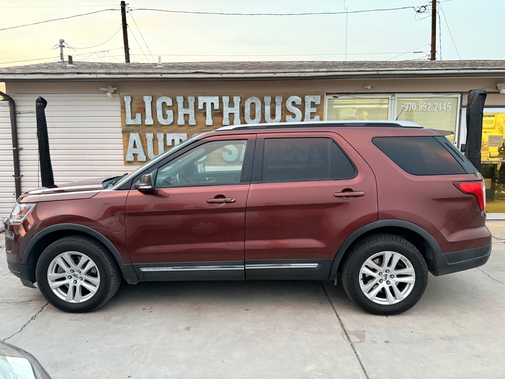 Photo 3 of this FORD EXPLORER