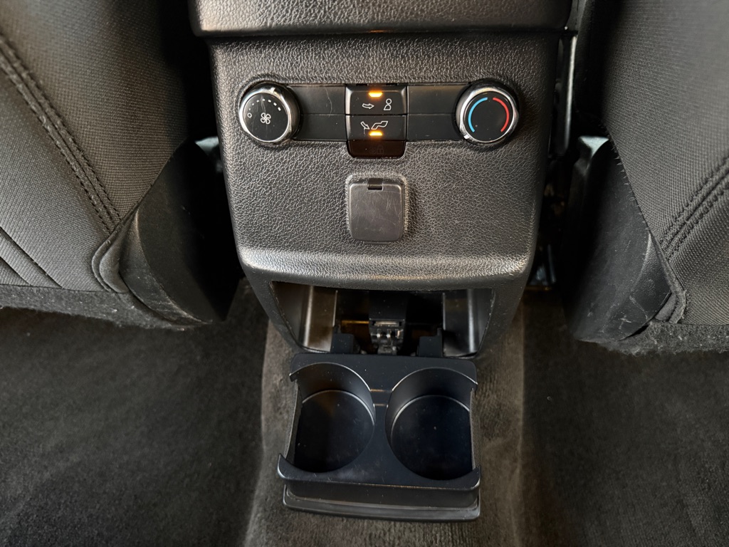 Photo 17 of this FORD EXPLORER