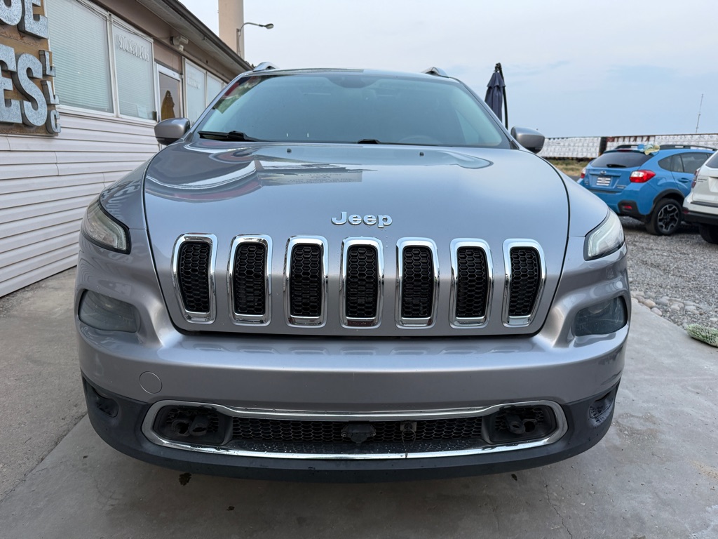 Photo 5 of this JEEP CHEROKEE