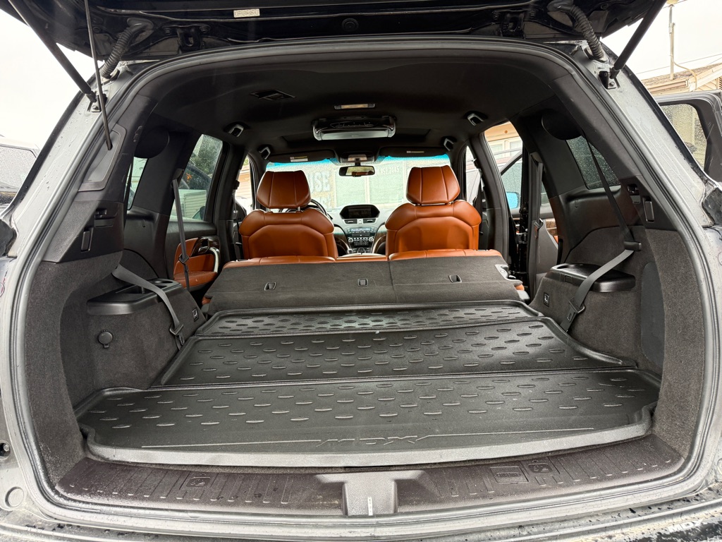 Photo 16 of this ACURA MDX