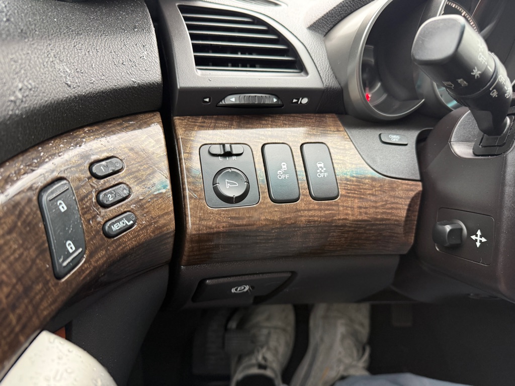 Photo 18 of this ACURA MDX