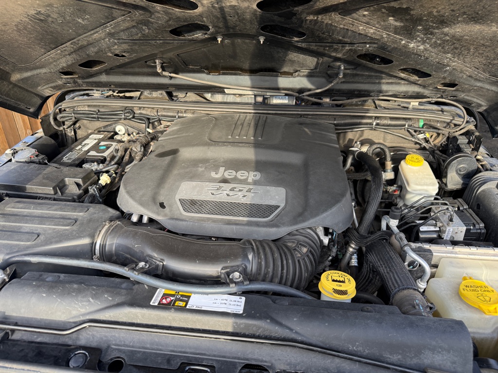 Photo 17 of this JEEP WRANGLER UNLIMI