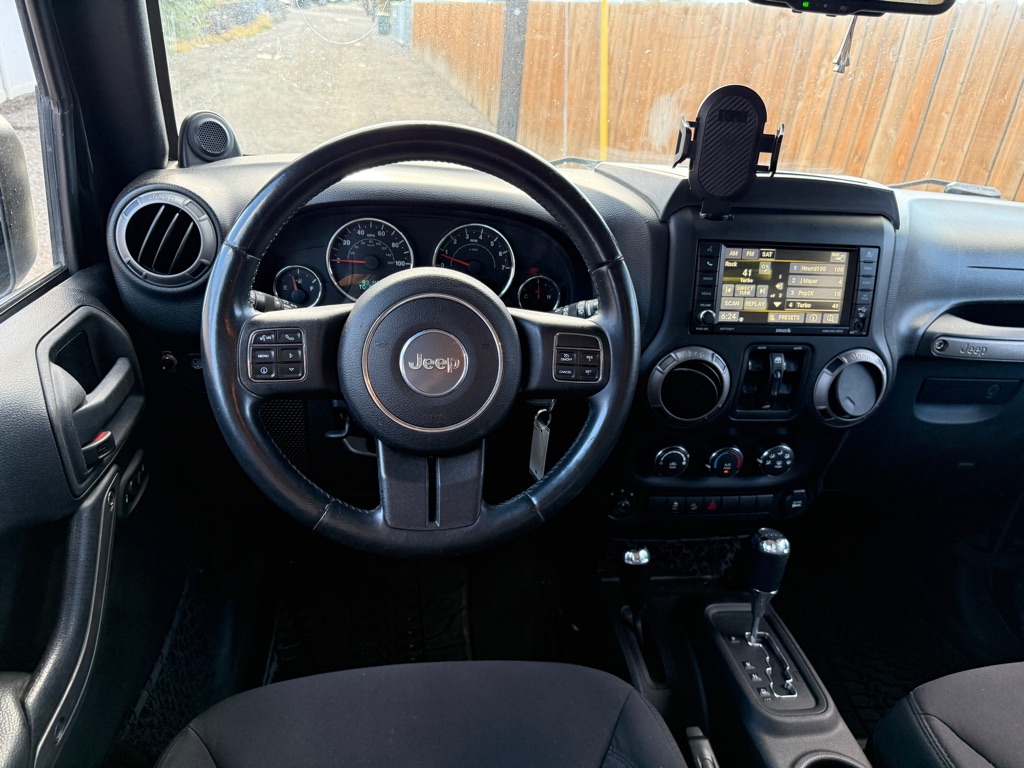 Photo 13 of this JEEP WRANGLER UNLIMI
