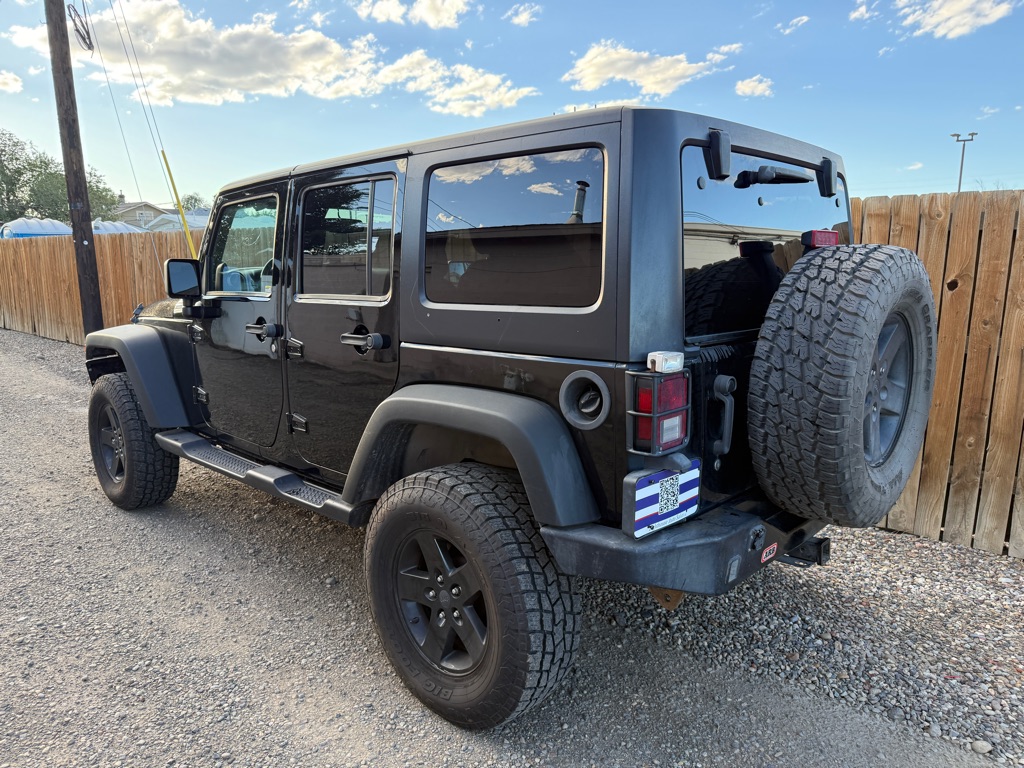 Photo 21 of this JEEP WRANGLER UNLIMI