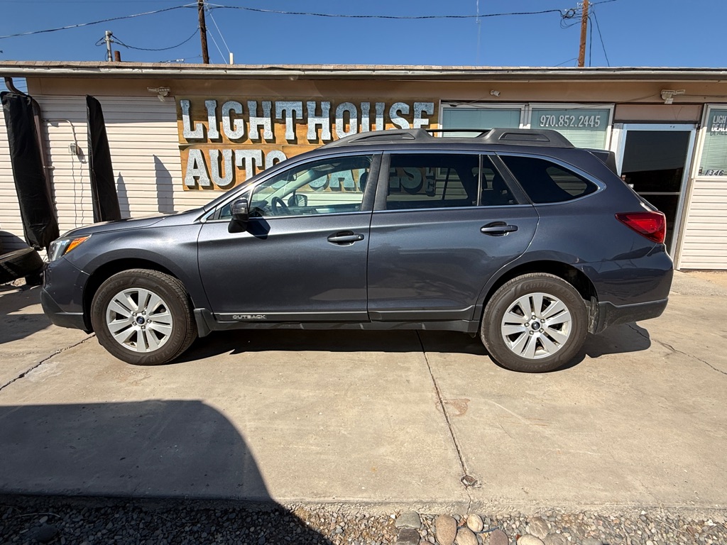Photo 2 of this SUBARU OUTBACK