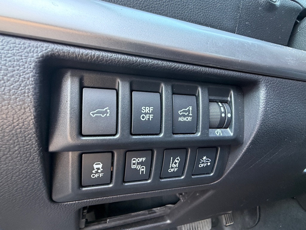 Photo 14 of this SUBARU OUTBACK