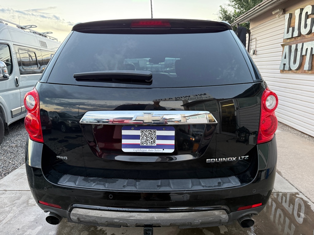 Photo 4 of this CHEVROLET EQUINOX