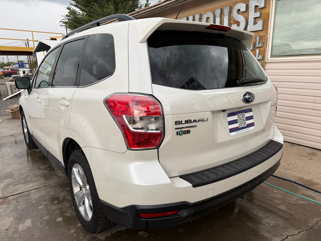 Photo 3 of this SUBARU FORESTER