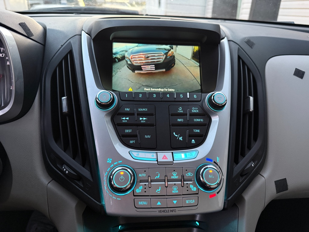 Photo 13 of this CHEVROLET EQUINOX