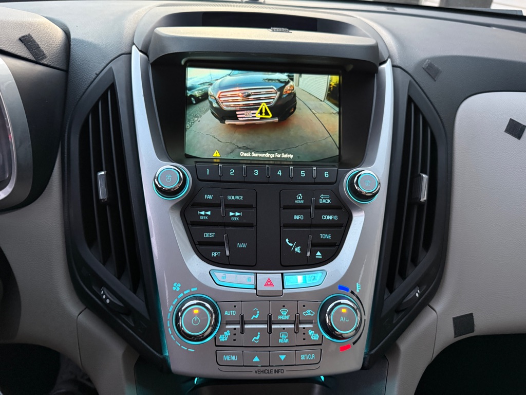 Photo 15 of this CHEVROLET EQUINOX