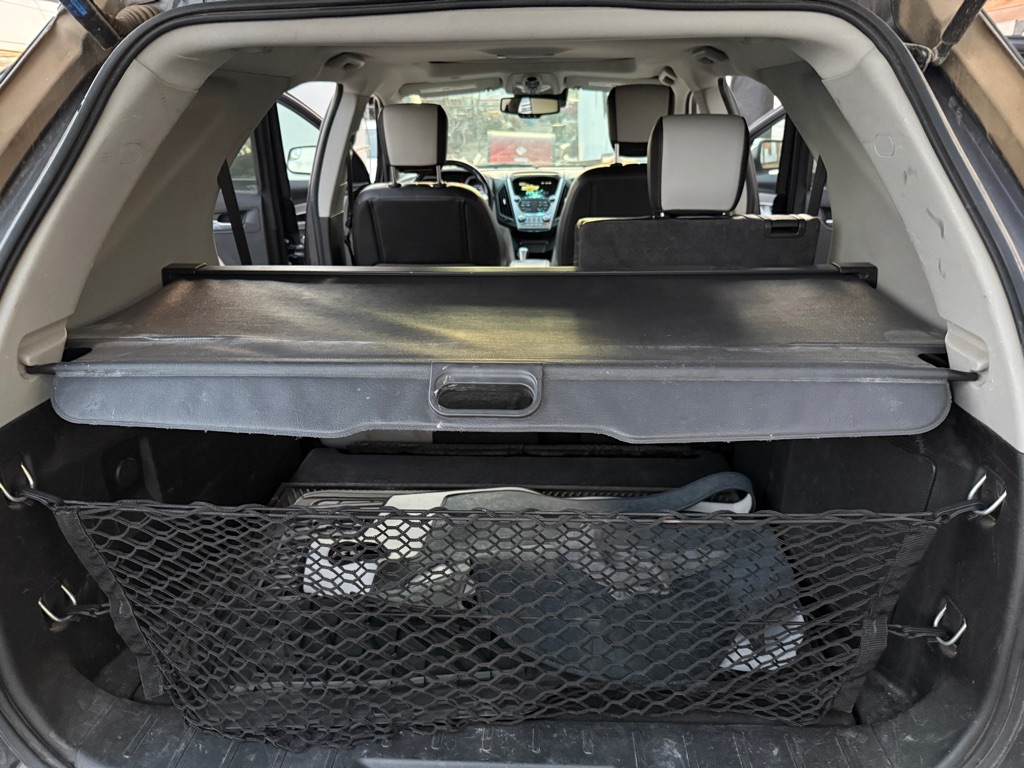 Photo 9 of this CHEVROLET EQUINOX