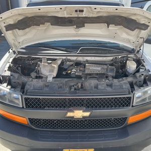 Photo 23 of this CHEVROLET EXPRESS G3500