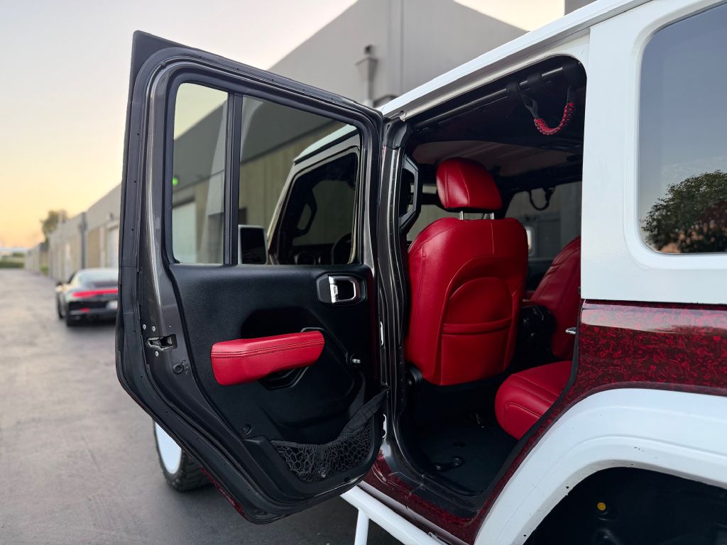 Photo 15 of this JEEP WRANGLER UNLIMI