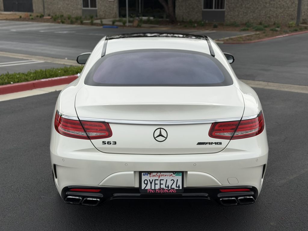 Photo 11 of this MERCEDES-BENZ S-CLASS