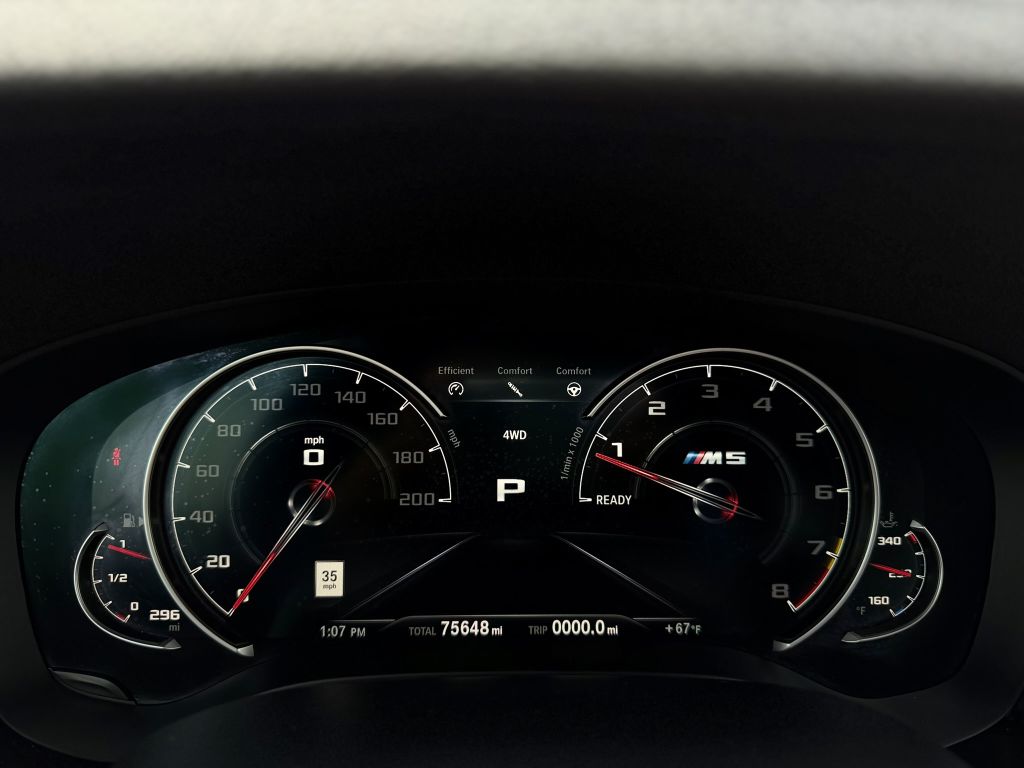 Photo 30 of this BMW M5