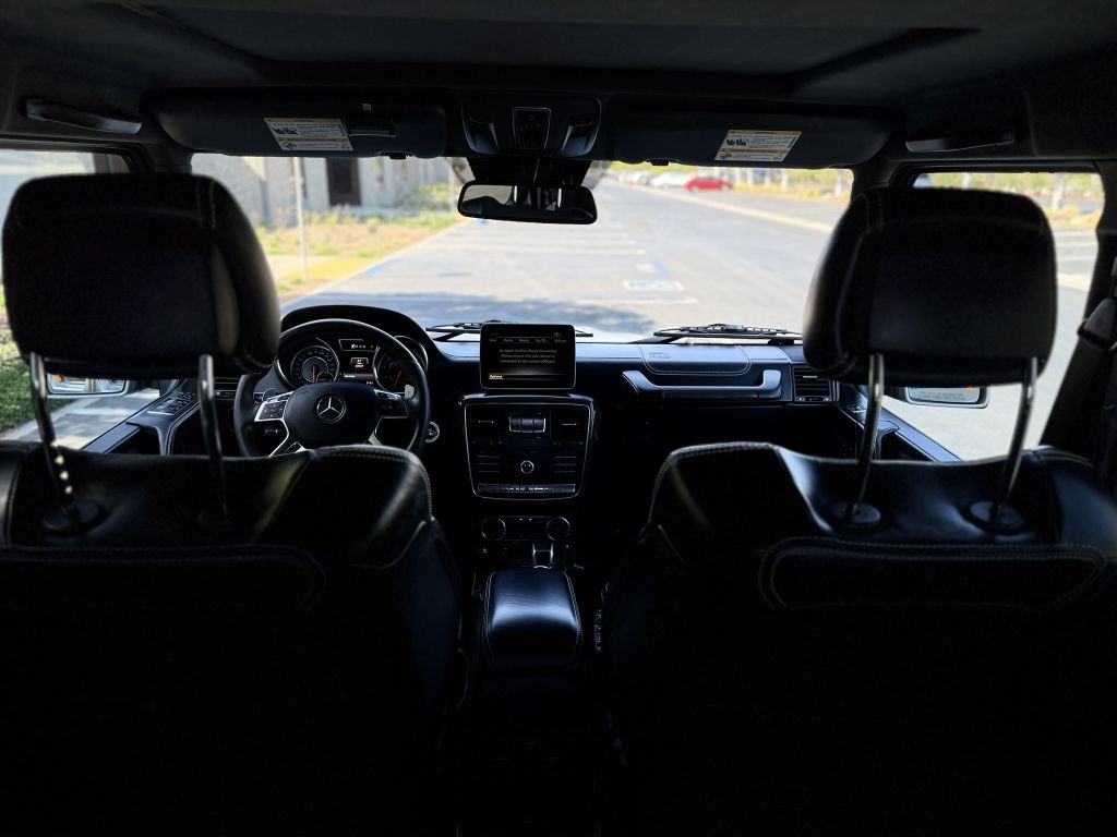 Photo 17 of this MERCEDES-BENZ G-CLASS